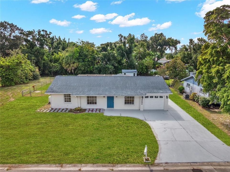 For Sale: $390,000 (3 beds, 2 baths, 1269 Square Feet)