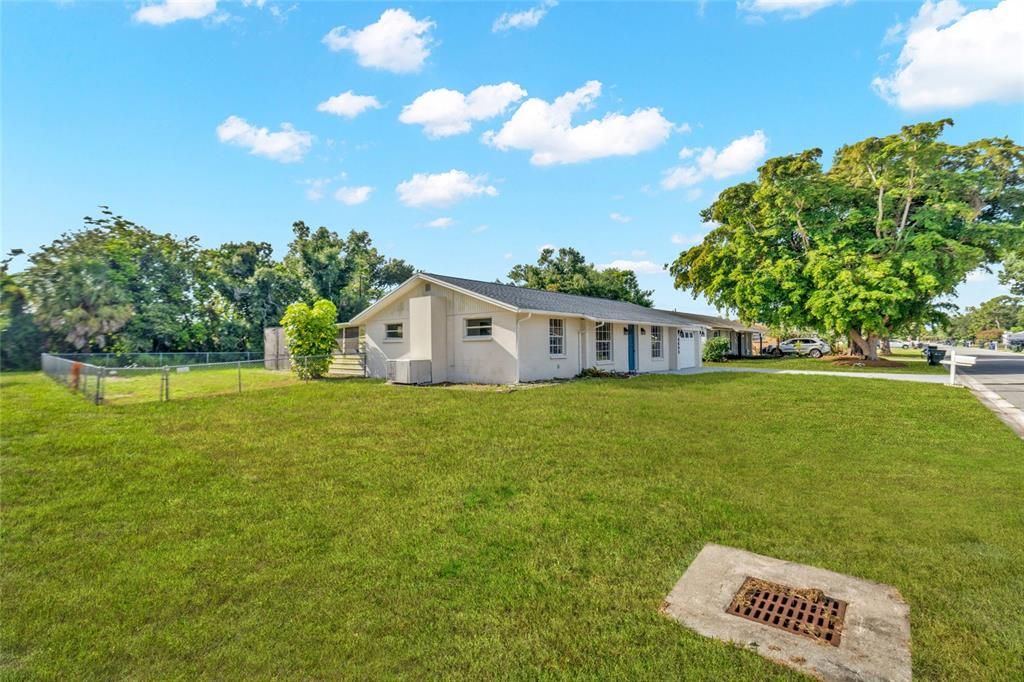 For Sale: $390,000 (3 beds, 2 baths, 1269 Square Feet)