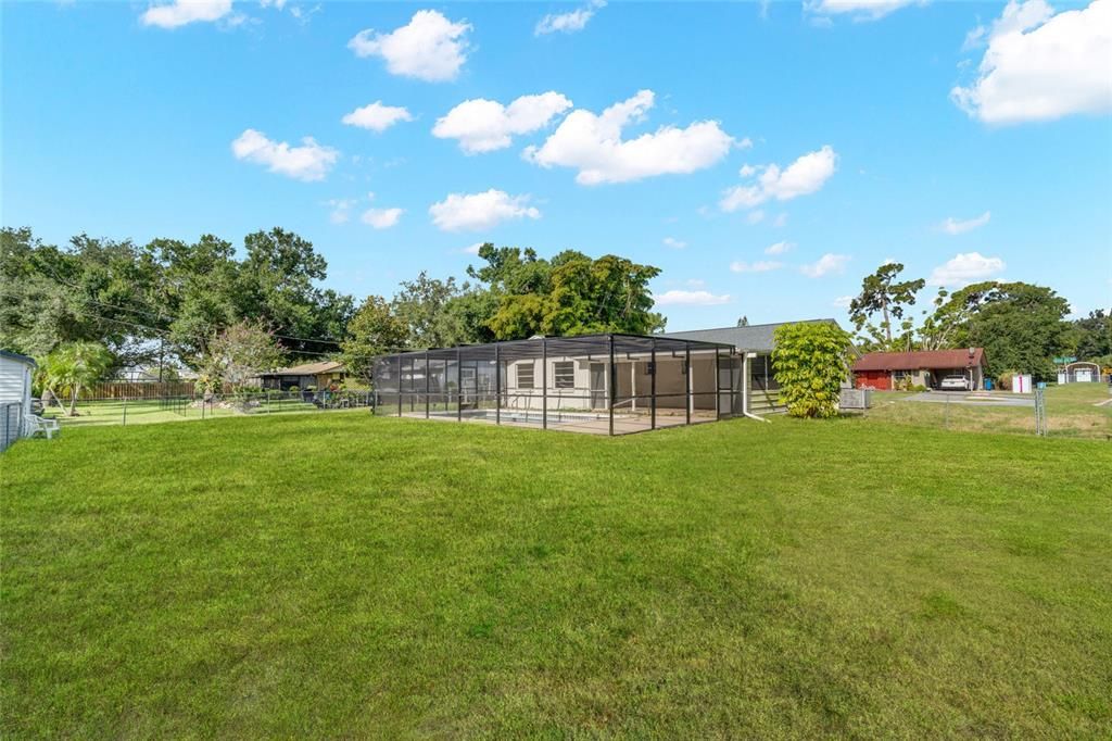 For Sale: $390,000 (3 beds, 2 baths, 1269 Square Feet)