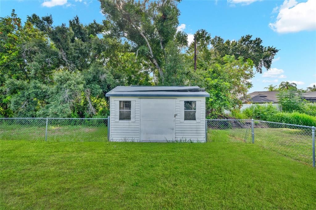 For Sale: $390,000 (3 beds, 2 baths, 1269 Square Feet)