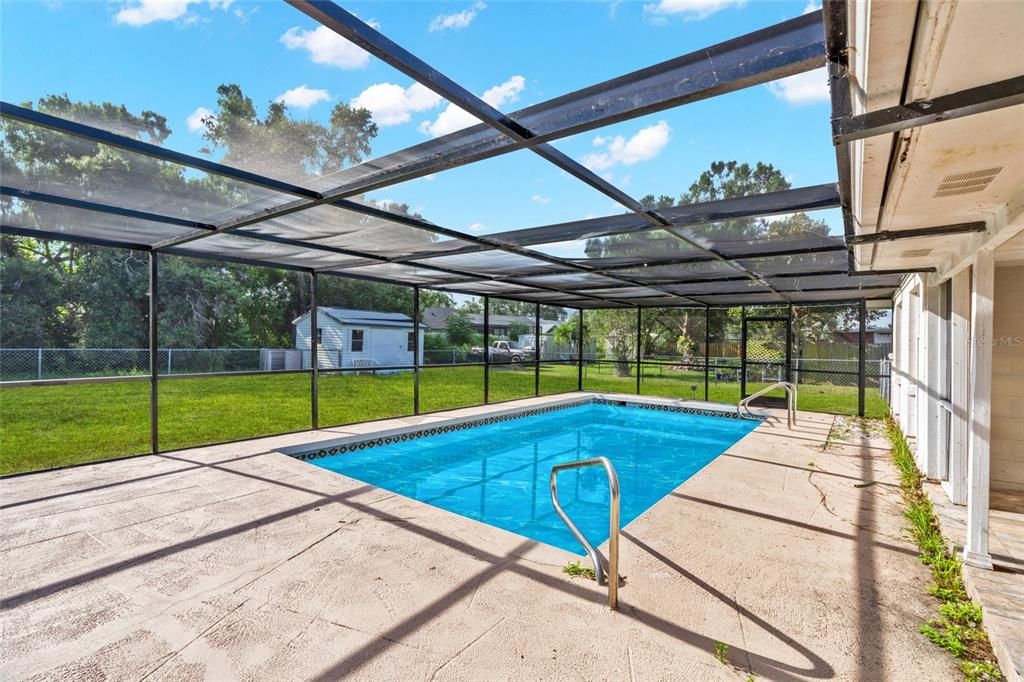 For Sale: $390,000 (3 beds, 2 baths, 1269 Square Feet)