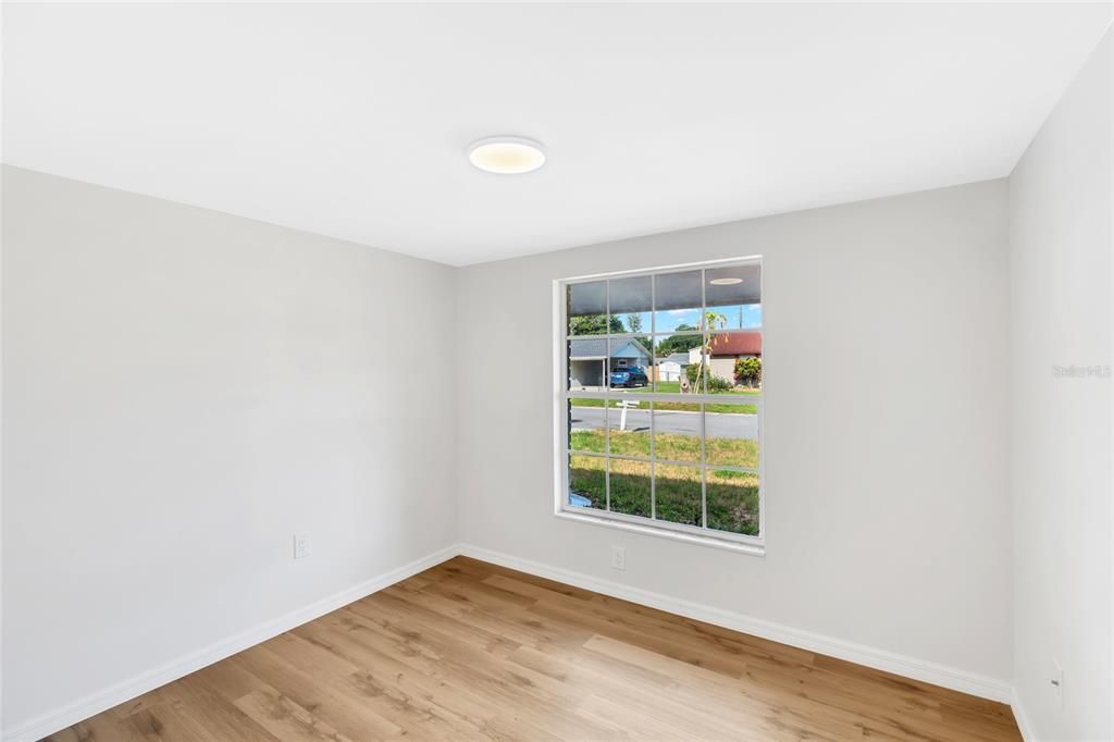 For Sale: $390,000 (3 beds, 2 baths, 1269 Square Feet)