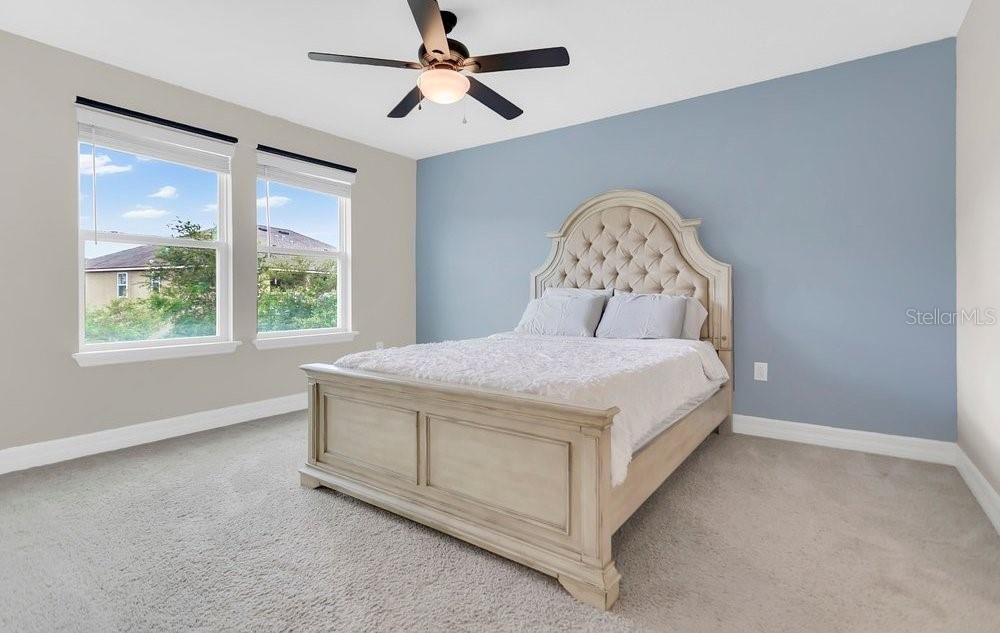 For Sale: $359,000 (3 beds, 2 baths, 1545 Square Feet)