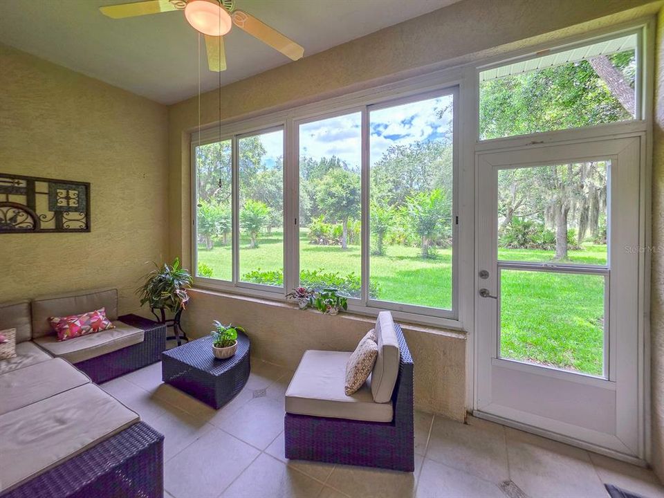 For Sale: $330,000 (3 beds, 2 baths, 1684 Square Feet)