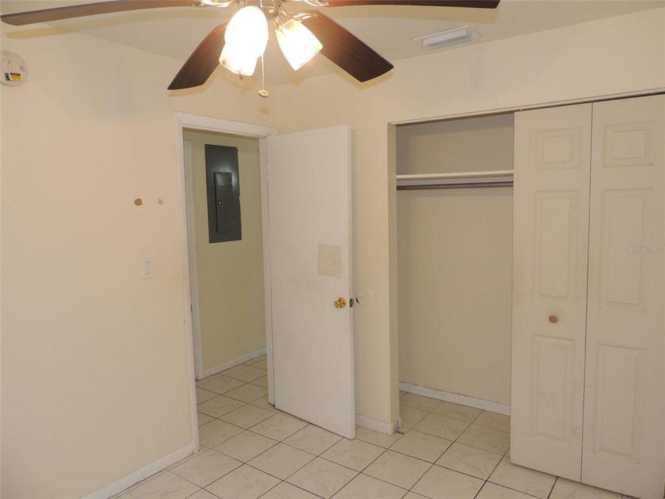 For Sale: $205,000 (3 beds, 1 baths, 1032 Square Feet)