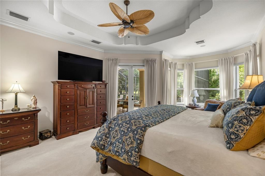 For Sale: $2,499,000 (4 beds, 3 baths, 3495 Square Feet)