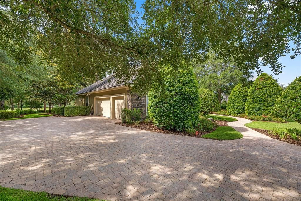 For Sale: $2,499,000 (4 beds, 3 baths, 3495 Square Feet)
