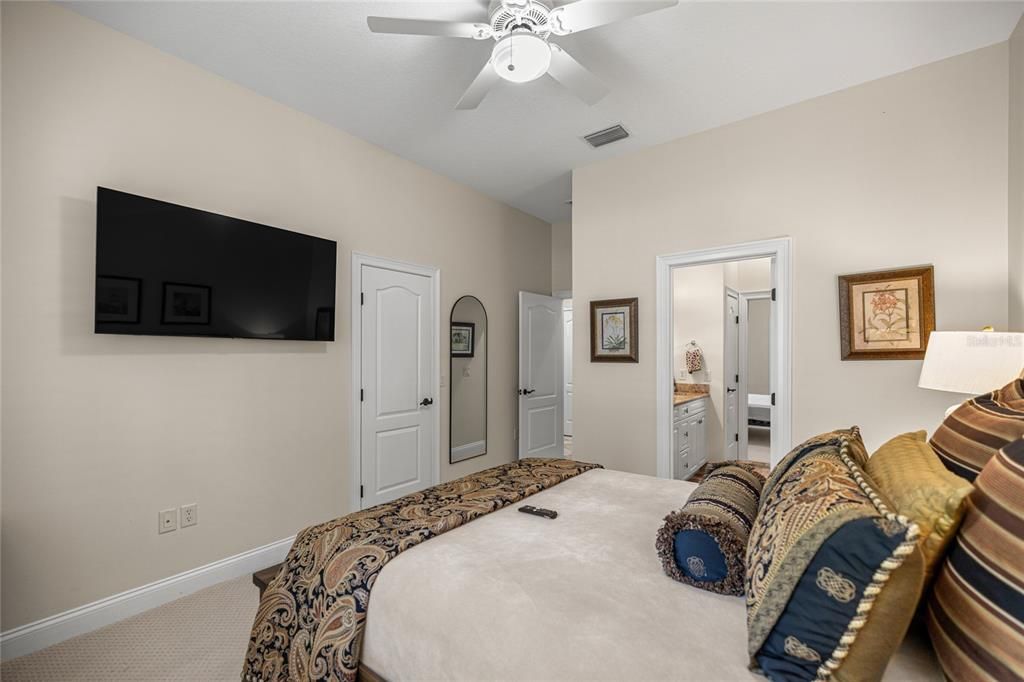 For Sale: $2,499,000 (4 beds, 3 baths, 3495 Square Feet)