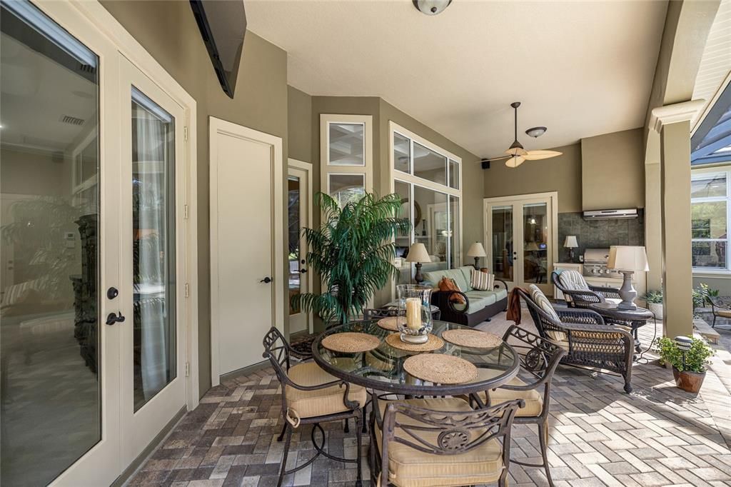 For Sale: $2,499,000 (4 beds, 3 baths, 3495 Square Feet)