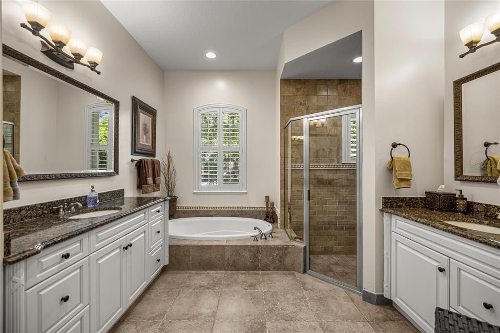 For Sale: $2,499,000 (4 beds, 3 baths, 3495 Square Feet)