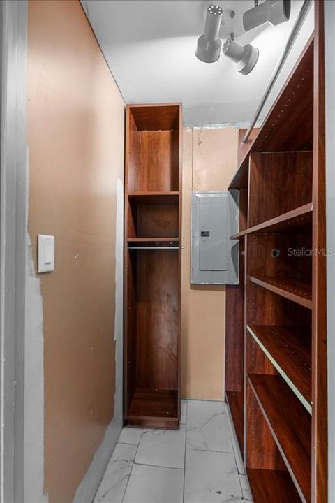 En Renta: $1,400 (2 camas, 2 baños, 930 Pies cuadrados)