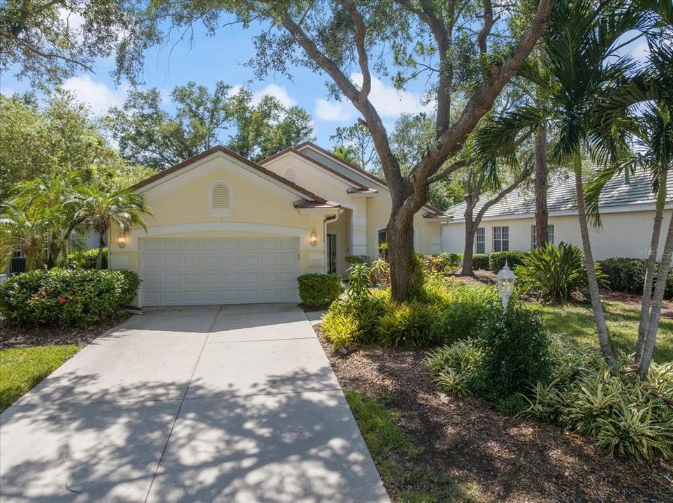 For Sale: $545,000 (3 beds, 2 baths, 1721 Square Feet)