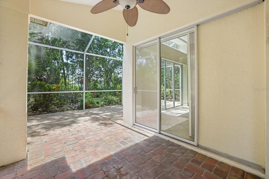 For Sale: $545,000 (3 beds, 2 baths, 1721 Square Feet)