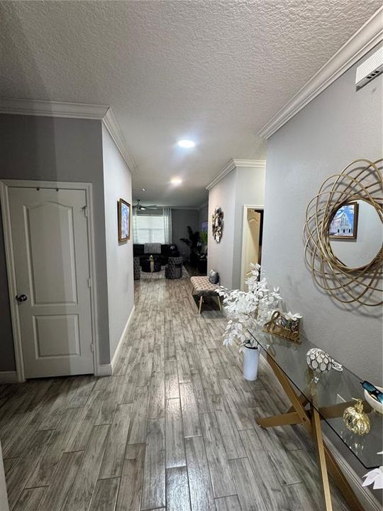 For Rent: $2,500 (4 beds, 2 baths, 2094 Square Feet)