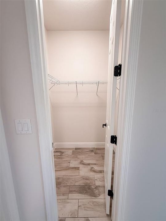 For Rent: $3,500 (3 beds, 3 baths, 2086 Square Feet)