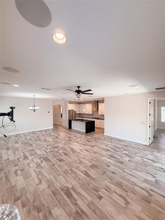 For Rent: $3,500 (3 beds, 3 baths, 2086 Square Feet)