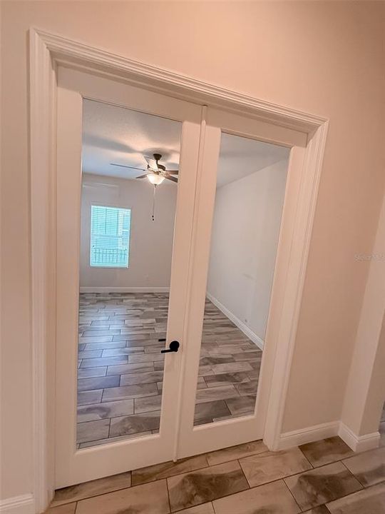 For Rent: $3,500 (3 beds, 3 baths, 2086 Square Feet)