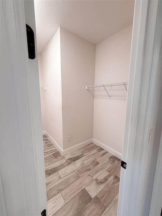 For Rent: $3,500 (3 beds, 3 baths, 2086 Square Feet)