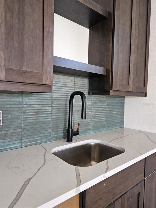 En Venta: $1,799,000 (4 camas, 3 baños, 3062 Pies cuadrados)