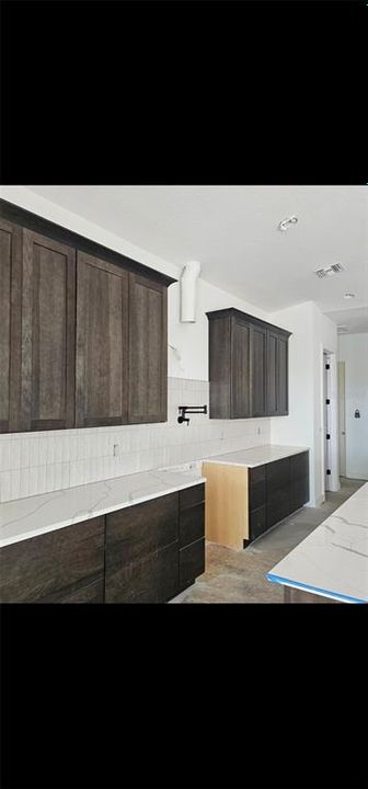 En Venta: $1,799,000 (4 camas, 3 baños, 3062 Pies cuadrados)