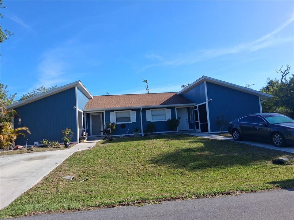 For Rent: $1,600 (3 beds, 2 baths, 1065 Square Feet)
