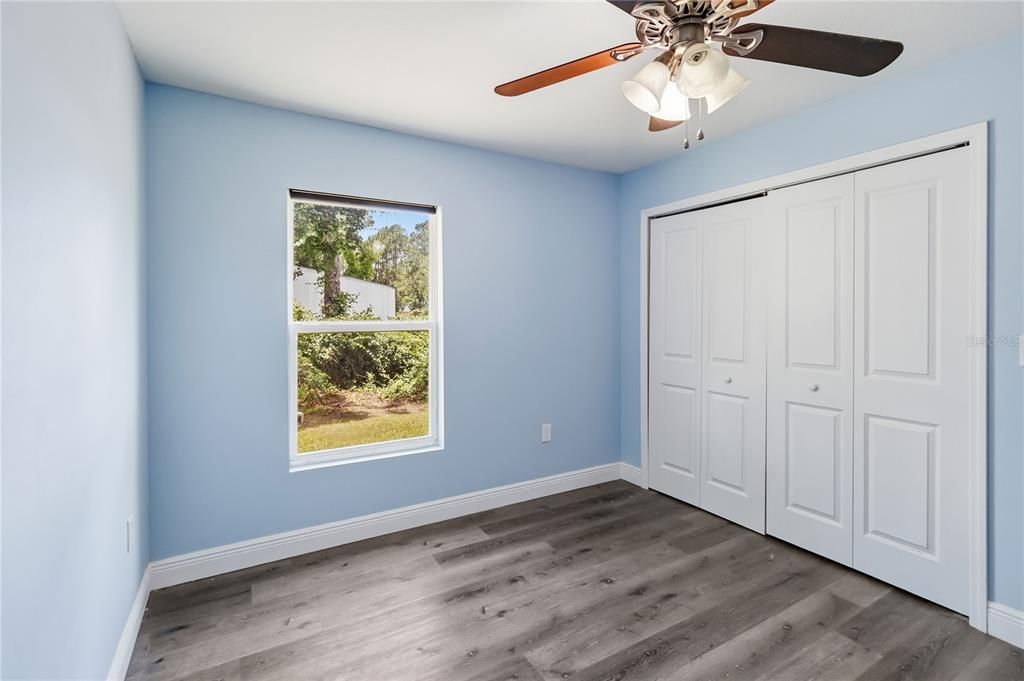 For Sale: $330,000 (3 beds, 2 baths, 1270 Square Feet)