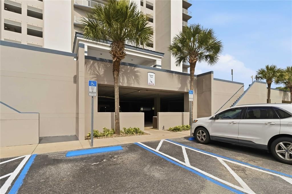 For Sale: $308,000 (2 beds, 2 baths, 1169 Square Feet)