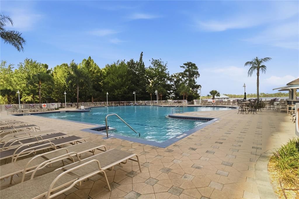 For Sale: $308,000 (2 beds, 2 baths, 1169 Square Feet)