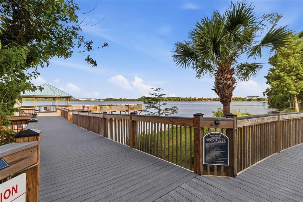 For Sale: $308,000 (2 beds, 2 baths, 1169 Square Feet)