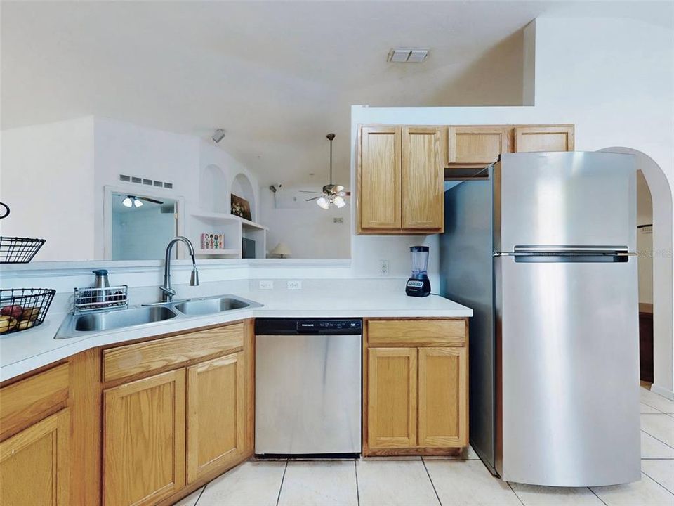 For Sale: $360,000 (3 beds, 2 baths, 1624 Square Feet)