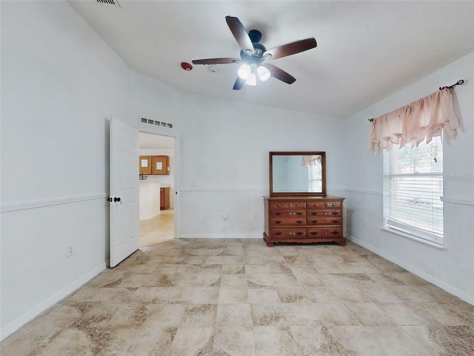 For Sale: $360,000 (3 beds, 2 baths, 1624 Square Feet)