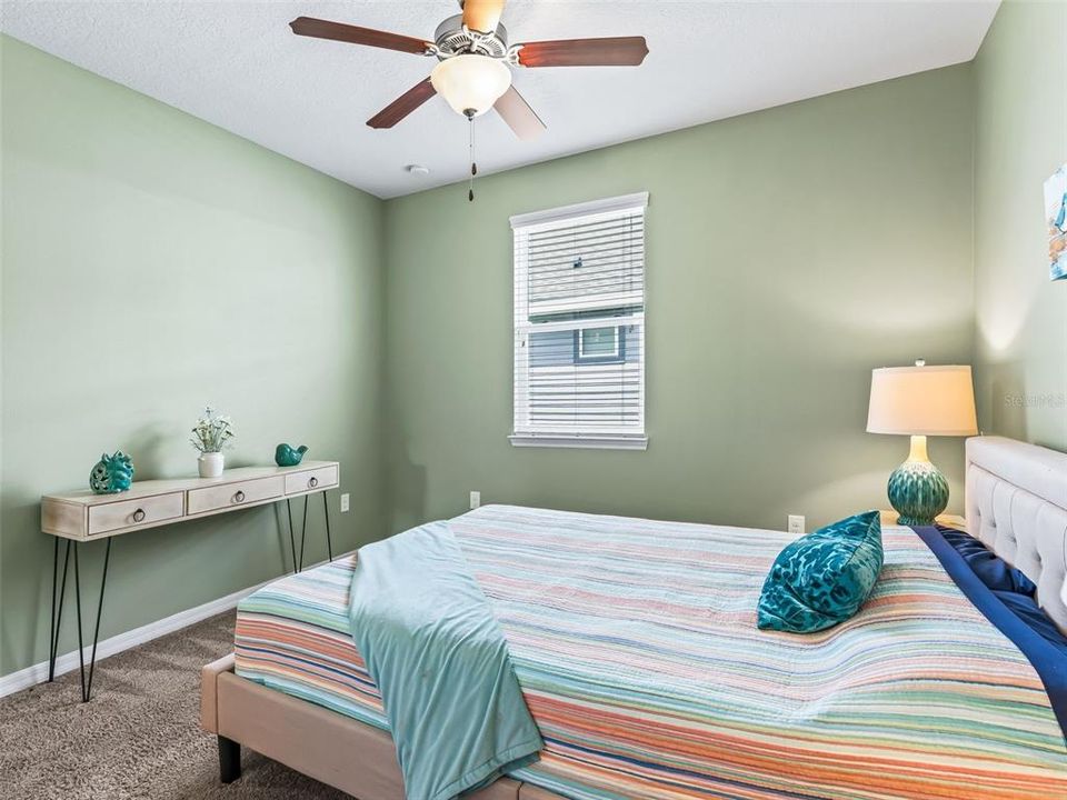 For Sale: $315,000 (2 beds, 2 baths, 1392 Square Feet)