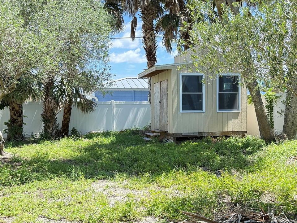For Sale: $669,000 (3 beds, 2 baths, 1222 Square Feet)