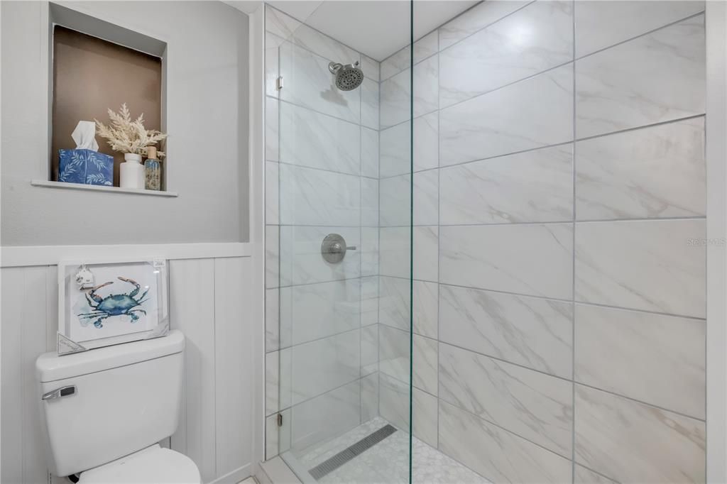For Sale: $669,000 (3 beds, 2 baths, 1222 Square Feet)