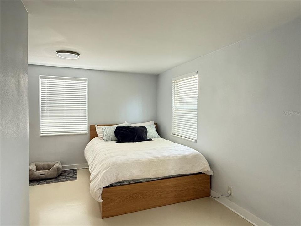 For Sale: $669,000 (3 beds, 2 baths, 1222 Square Feet)