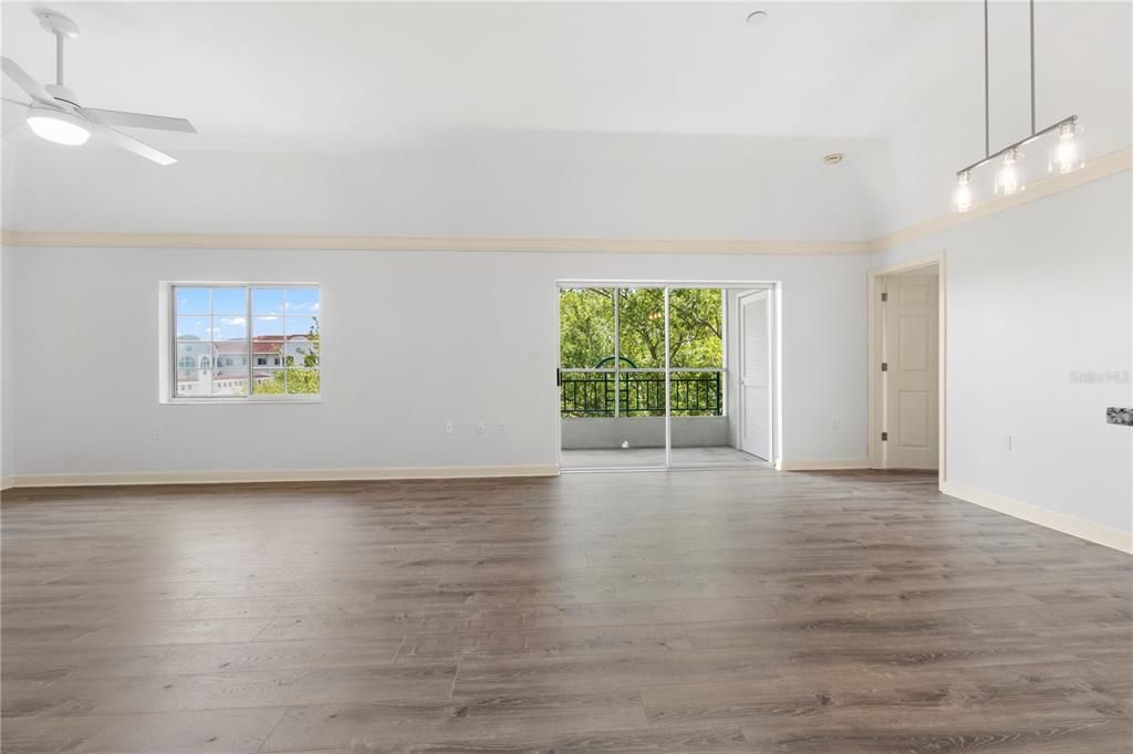 En Venta: $274,900 (2 camas, 2 baños, 1514 Pies cuadrados)