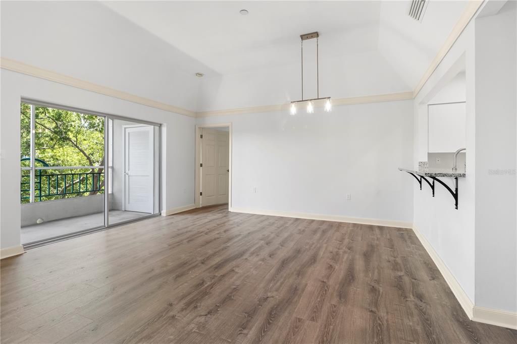 En Venta: $274,900 (2 camas, 2 baños, 1514 Pies cuadrados)