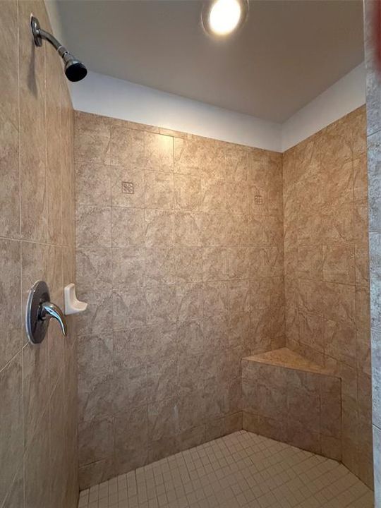 Active With Contract: $1,795 (3 beds, 2 baths, 1831 Square Feet)