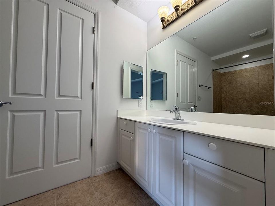 Active With Contract: $1,795 (3 beds, 2 baths, 1831 Square Feet)