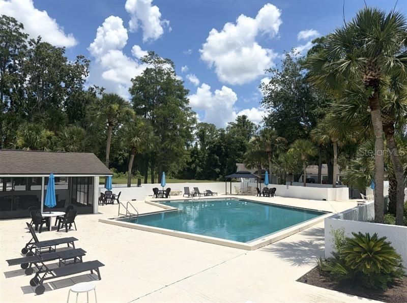 For Sale: $189,000 (2 beds, 2 baths, 921 Square Feet)