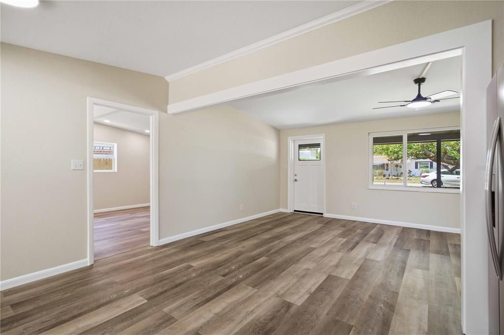 For Sale: $335,000 (3 beds, 2 baths, 1408 Square Feet)