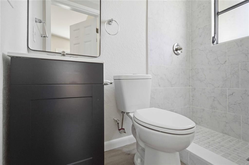 For Sale: $335,000 (3 beds, 2 baths, 1408 Square Feet)