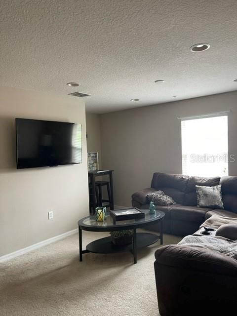 En Venta: $335,000 (3 camas, 2 baños, 1790 Pies cuadrados)