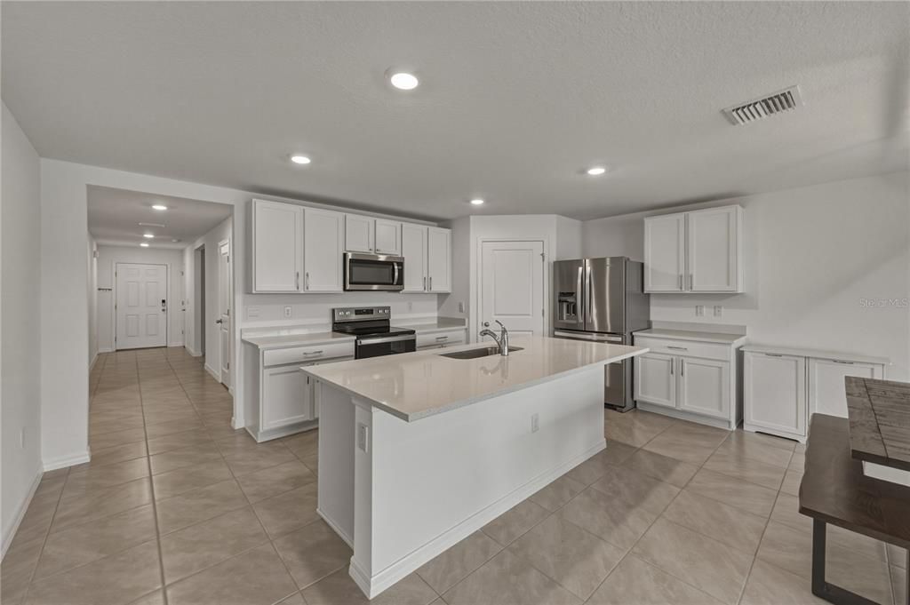 For Sale: $365,000 (4 beds, 2 baths, 1846 Square Feet)