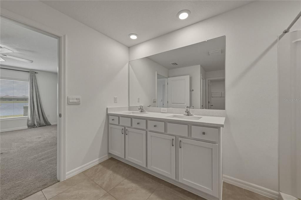 For Sale: $365,000 (4 beds, 2 baths, 1846 Square Feet)