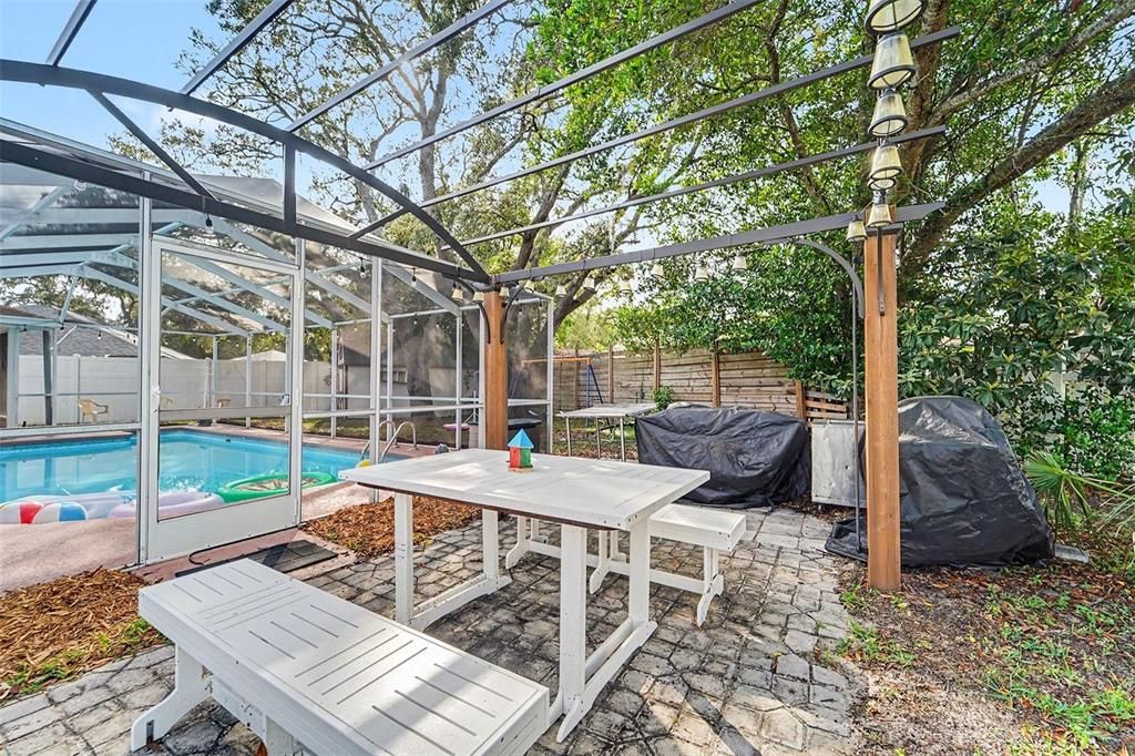 For Sale: $355,000 (4 beds, 3 baths, 2230 Square Feet)