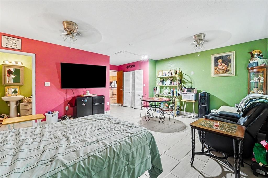 For Sale: $355,000 (4 beds, 3 baths, 2230 Square Feet)