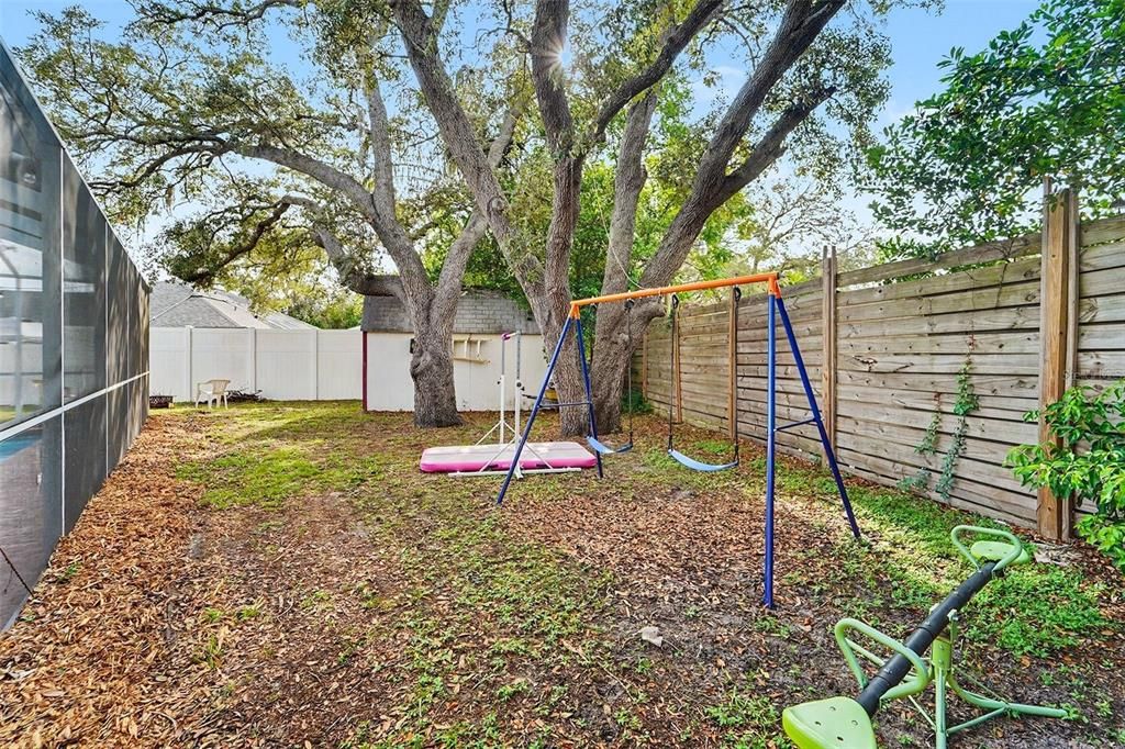 For Sale: $355,000 (4 beds, 3 baths, 2230 Square Feet)