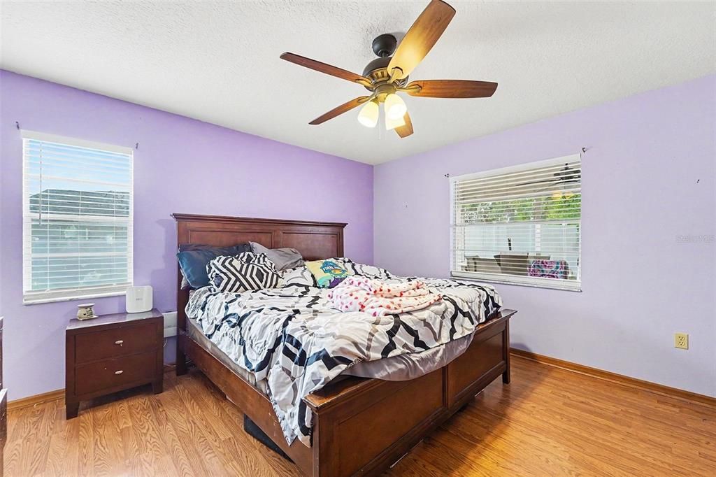 For Sale: $355,000 (4 beds, 3 baths, 2230 Square Feet)