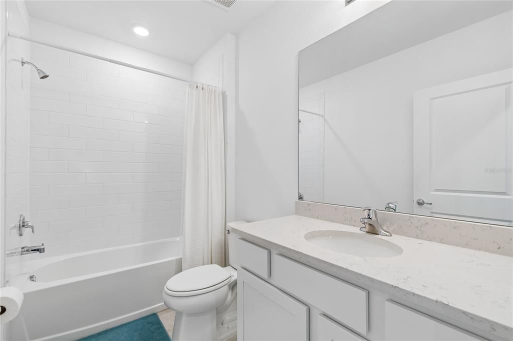 For Sale: $415,000 (4 beds, 2 baths, 1844 Square Feet)
